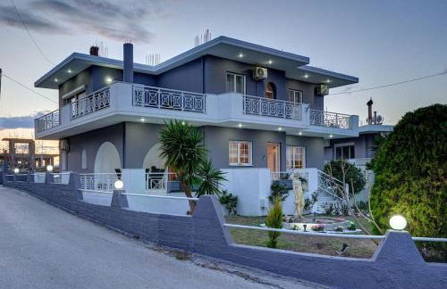 Chrysanthi Luxury Villa In Salakos, with Pool & Jacuzzi, Near Beach - Foto 41