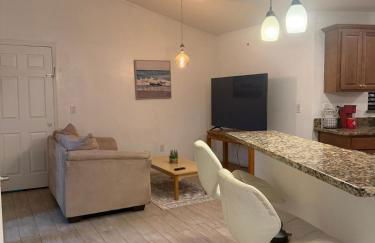 Stylish one bedroom apartment with full kitchen - Foto 10