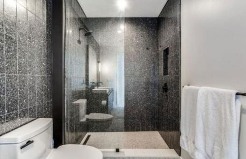 2 BR Lux Panoramic View - Rainey - Foto 15