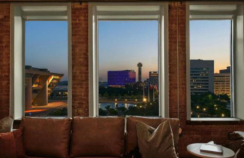 Luxury Downtown Loft Getaway with Gym, Pool, Game room - Foto 33