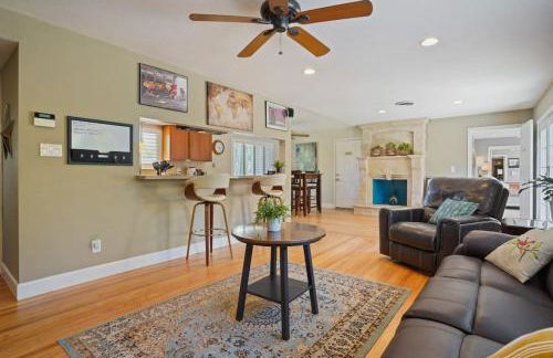 Riverview Huge Yard, Quiet Cul-de-Sac, Perfect for Families - Photo 44