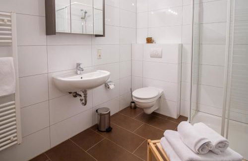 Up Warft - West - Photo 19