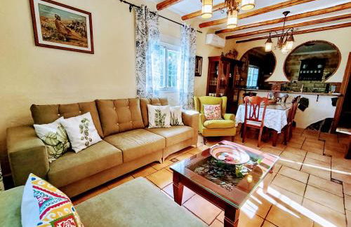 Casa Lo Pinto Private Pool Villa South of El Torcal -UNESCO- - Photo 4