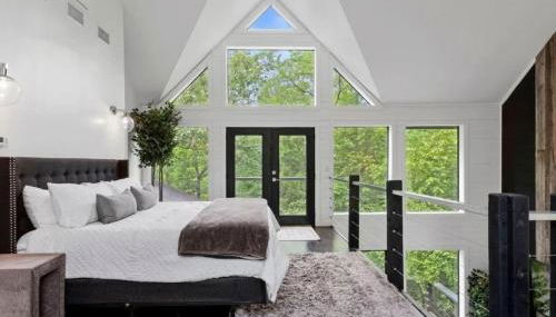 Fall Hideaway - VailsBluff - Romantic Escape - Photo 2