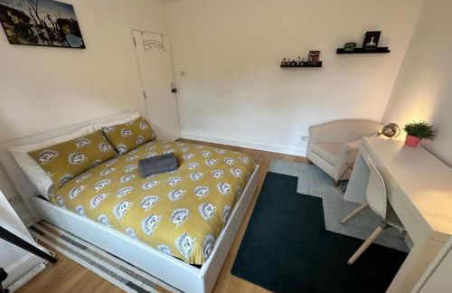 MADIKA HOMES Modern 2-Bed Apartment Near Wembley Stadium - Foto 28