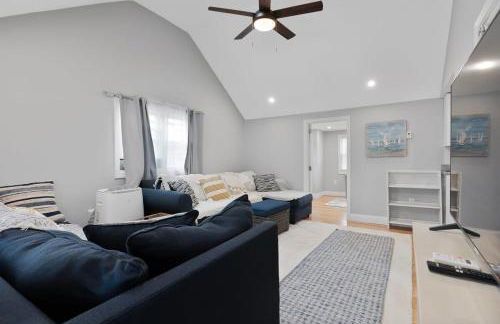 Newly Renovated Beachside Bliss Steps to Sand - Foto 12