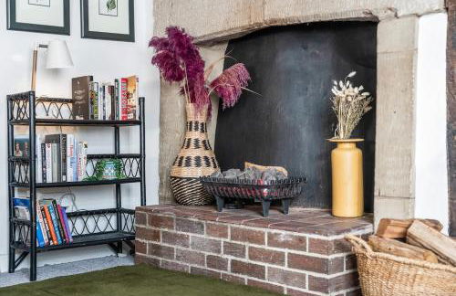 #54 The Balti Cottage Apartment - Sleeps 5 - Close to Kingsbury Water Park - " Perfect for Contractors and Families - Free parking" - Foto 27