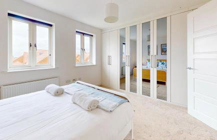 Weldon Road - Townhouse Overlooking the Park with Parking - Foto 10