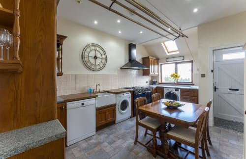 St Michael's - Photo 30