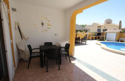 Agradable villa con piscina - Foto 15