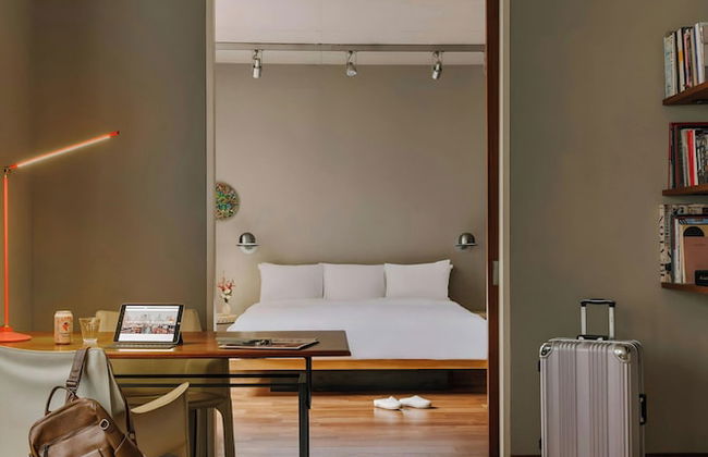 Chambers Hotel Central Park South, Sonder by Marriott Bonvoy - Photo 39