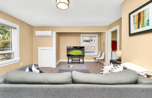 Vintage Westlake Gem Outstanding Location - Foto 7