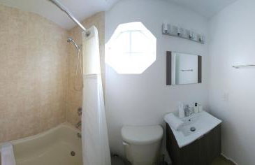 Sunny Oasis with private pool - Foto 24