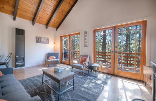 Forest Escape - Situated on the quiet side of the lake, nicely decorated contemporary cabin! - Foto 8