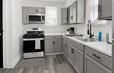 Save 50 percent on 30 or more Days! 3BR by UofR & ROC NY Airport - Foto 8