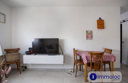 Studio near airport - Photo 8