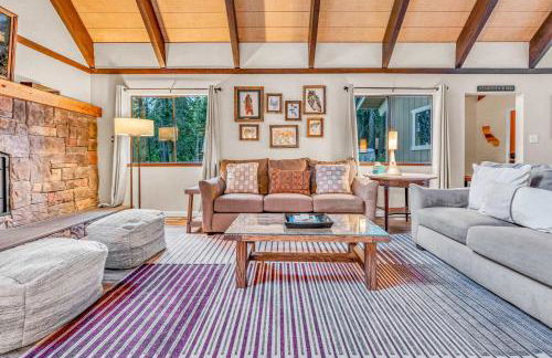 Beautiful Homewood Retreat with Deck and Grill - Foto 7