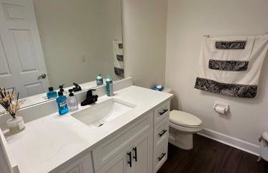 An Incredible Vacation Home with Saltwater Pool! - Foto 20