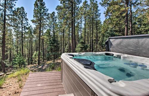 Hot Tub, Game Room Spacious Angel Fire Retreat! - Foto 33