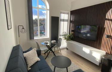 The Hughenden Home - Spacious 2BR Duplex with 2 Bathrooms & Free Secure Underground Parking in Central High Wycombe HP13, Sleeps 7 - Foto 8