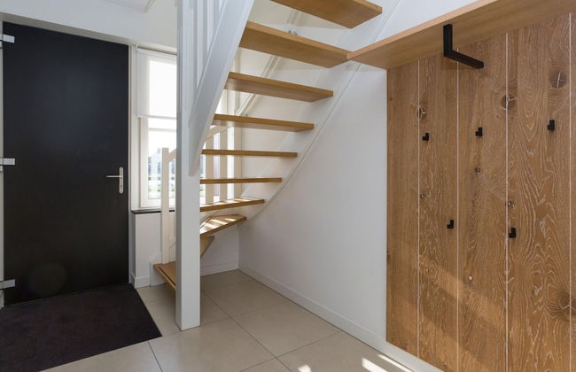 Luxury Villa With Sauna and Jacuzzi at the Lake - Foto 3