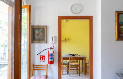 House of Camellias - Ground Floor with Garden - Foto 24