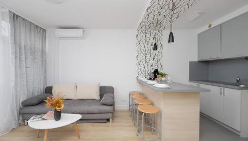 Chłodna Apartments with a City View Wola by Noclegi Renters - Photo 3