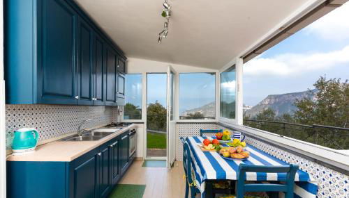 Villa Fanella, independent house with a private garden, between Sorrento&Amalfi - Foto 2