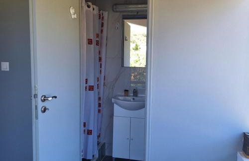 Petite Economy Lodge - Foto 13