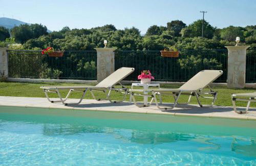 superb villa with private pool peaceful location - Foto 21