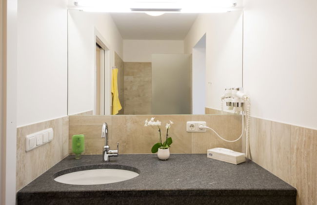 Holiday Apartments by Das Grüne Hotel zur Post - Foto 70