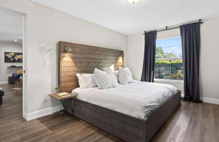 Hot Tub Firepit Deck 10mins to Beach Near Las Olas Middle Terrace Cottage by AvantStay - Foto 23