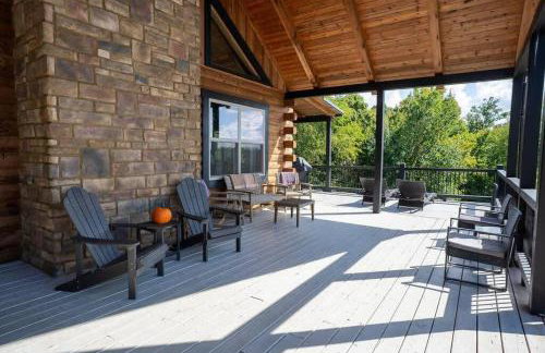 Serenity Ridge- Scenic Luxury Log Estate Getaway - Foto 27