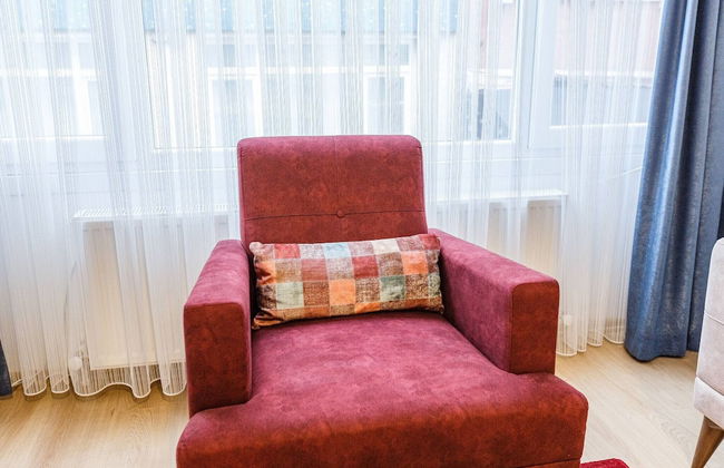 Charming Kadıköy Apartment With City Views - Photo 23