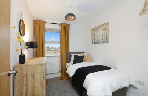 Spacious Home For Contractors,Families,Groups, Sleeps 10, Free Parking - Foto 16