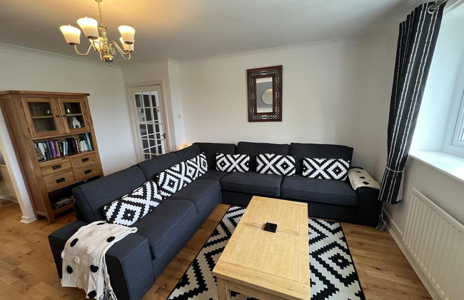 3 Bedroom Bungalow Moelfre- Private Garden,parking - Photo 14