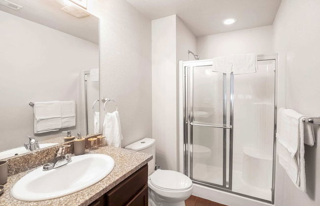 Fully Furnished 2bdrm Apt Near UNC - Foto 14