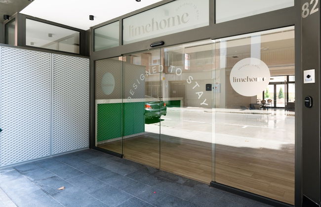 Limehome Barcelona Carrer de Besalú 82 - Foto 55