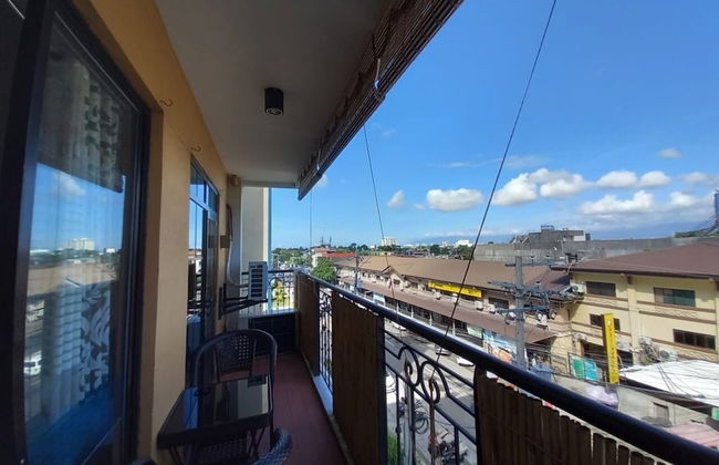 King Bed 2BR European Style City Center in Davao City Philippines - Foto 6