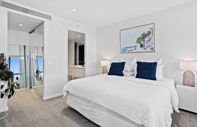 Palm Beach Luxury with Hinterland Views - Photo 4