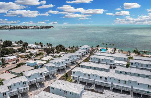 Ocean Front Breeze in Paradise - Foto 26