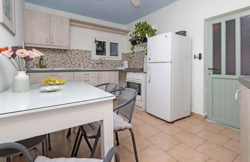 Siora Nina charming stone house near Agios Gordios - Photo 21