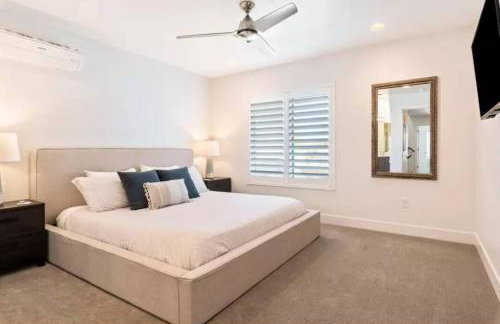Spacious 5BR Resort Waterpark Access Sleeps 16 - Foto 28