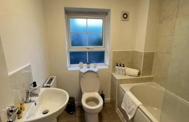 Comfy 2-bed home - Contractors and Leisure - Foto 7