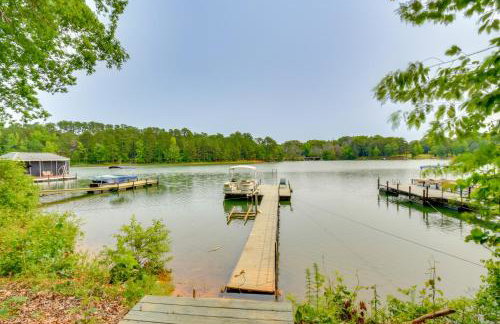Waterfront Cabin with Private Dock on Lake Hartwell! - Foto 2