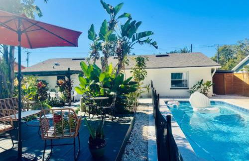 Tropical escape Pool Garden & Patio Near Tampa - Foto 49