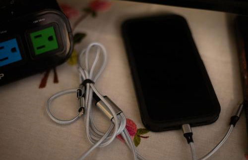 Sleeps 2 Private Entrance, Spa Tub, Near Casino - Foto 31