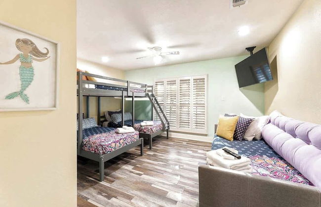 Luxury on Lake LBJ With Hot Tub Firepit & Boat Slip - Foto 11