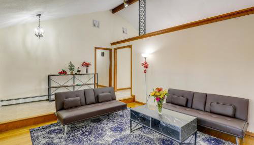 Peek-a-Boo Lake Views and Yard Windham Home - Foto 4