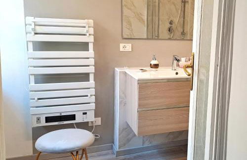 Porta Susa centro, balconi, condizionato, wifii e parcheggio - Foto 18